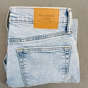 NWT Abercrombie & Fitch Current Line Straight Stretch Jeans Men 29x30 Light Wash